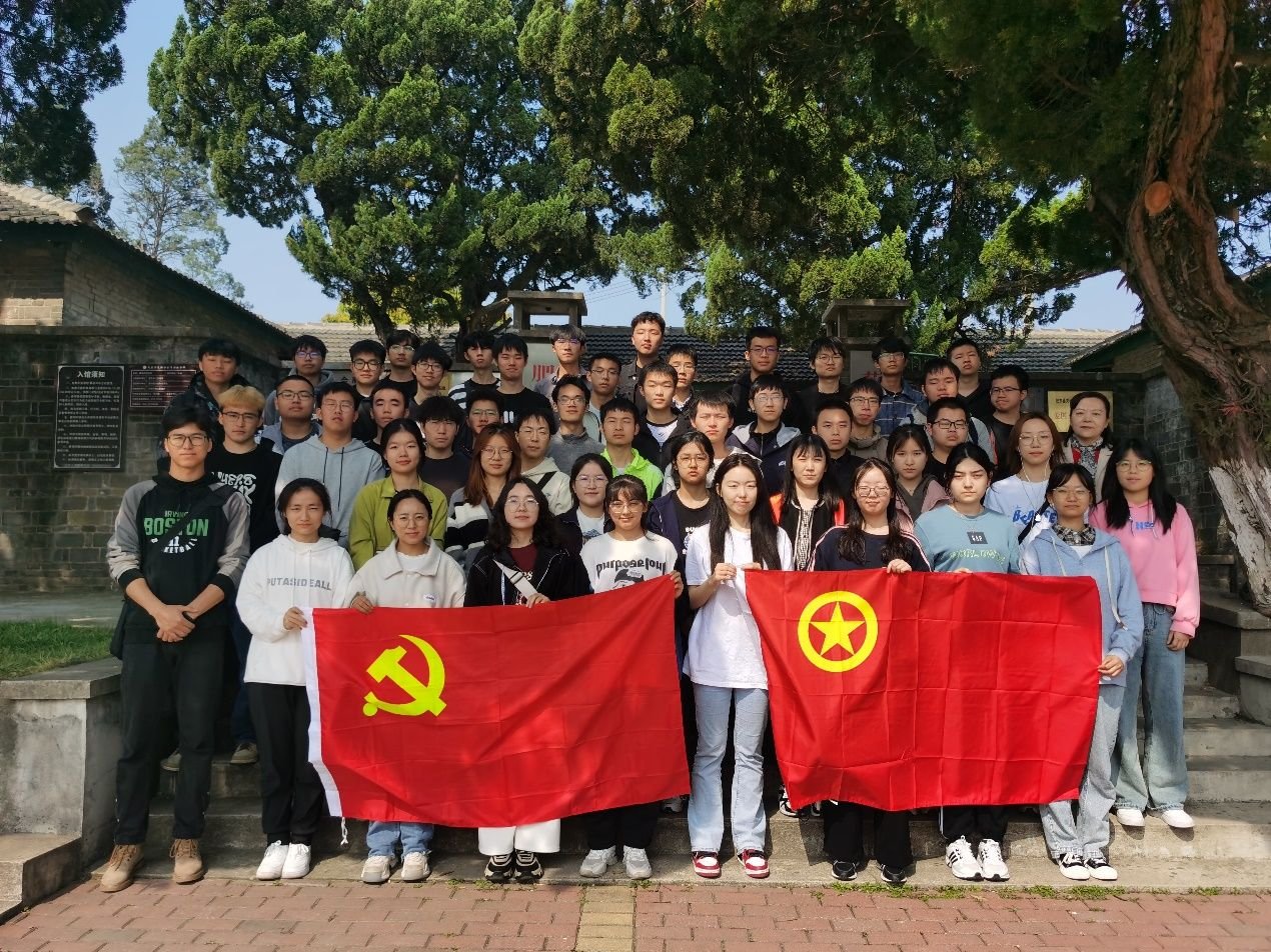 “铁骨丹青：安徽机电职业技术学院艺术设计专业与芜湖铁画的千年对话