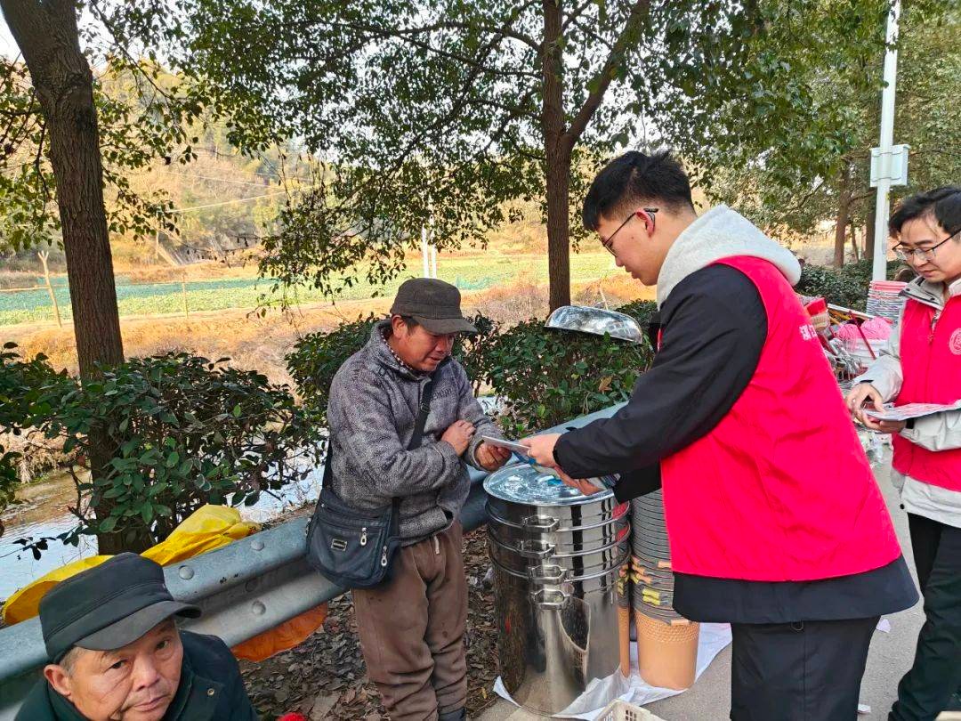 金盾暖途：武汉警官职业学院2026年寒假“春运平安护航”志愿服务纪实