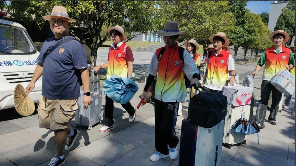 星火赴乡践初心 智造赋能兴乡村 ——重庆建筑工程职业学院智能制造学院“星火燎原”实践团开展暑期“三下乡”系列实践活动